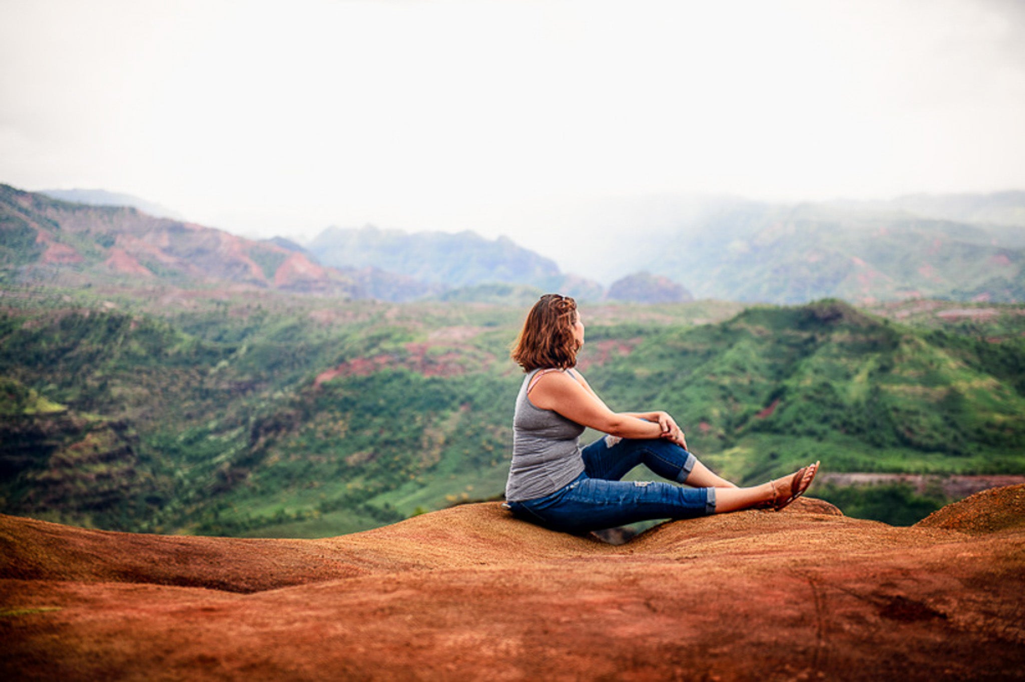 leela moon artist photographer in hawaii