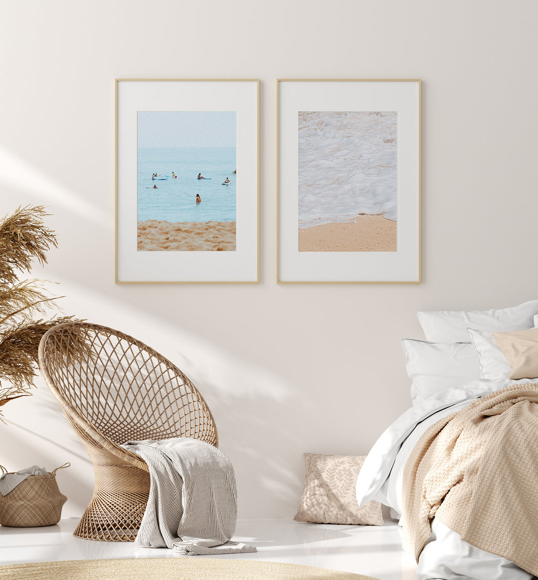 beach surf themed wall art in bedroom